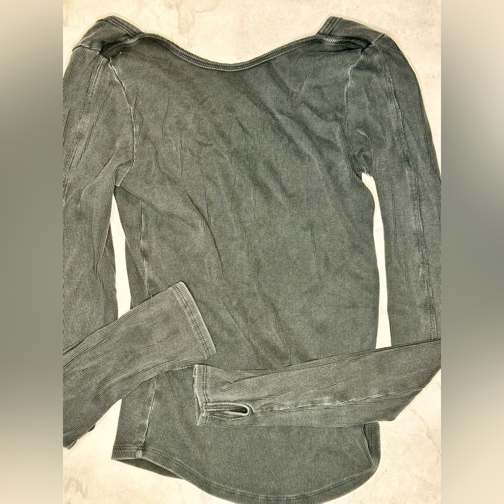 Free People•We the free unapologetic long sleeve tee• Size M• Color Washed Black